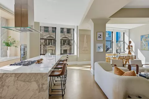 212 5th Ave #16B, New York, NY 10010