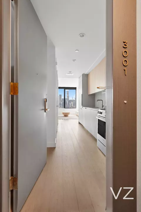 3 Court Sq #3001, New York City, NY 11101