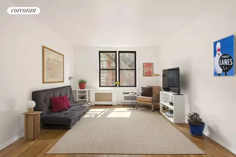 100 Bank St #2E, New York, NY 10014
