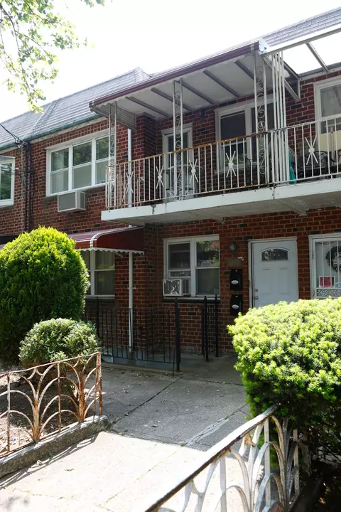 1268 E 56th St #1, Brooklyn, NY 11234