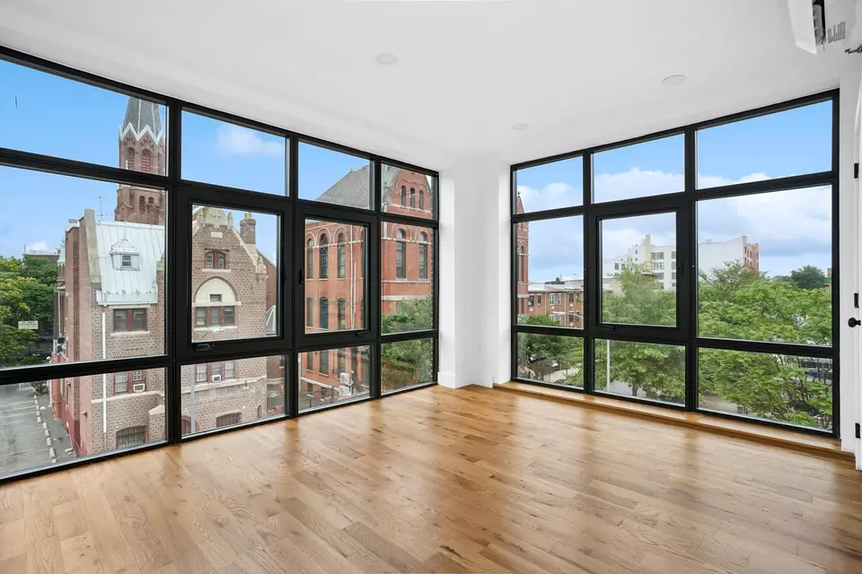 Living - 926 Herkimer St, Brooklyn, NY 11233 photo 3 of 4