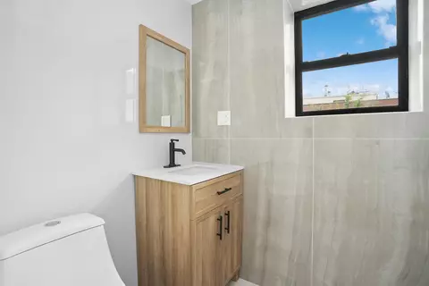 Bath - 926 Herkimer St, Brooklyn, NY 11233 photo 1 of 3