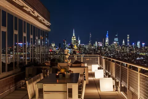 100 Jay St #PH, Brooklyn, NY 11201
