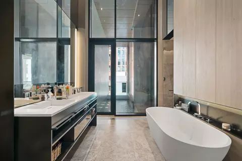522 W 29th St #5-B, New York, NY 10001