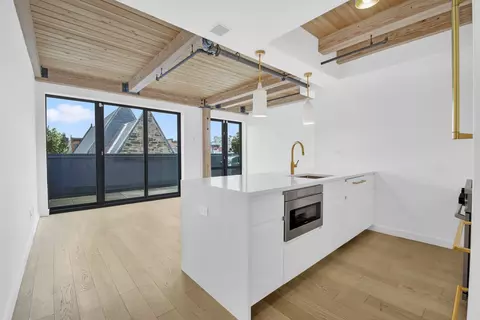 120 Java St #4B, Brooklyn, NY 11222 photo 2