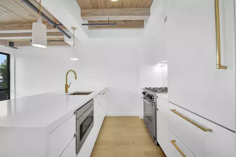 120 Java St #4B, Brooklyn, NY 11222 photo 4