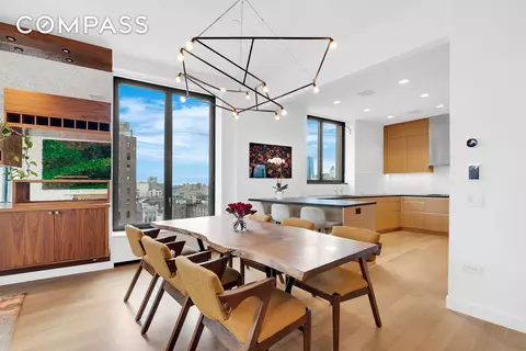 21 E 12th St #19B, New York, NY 10003