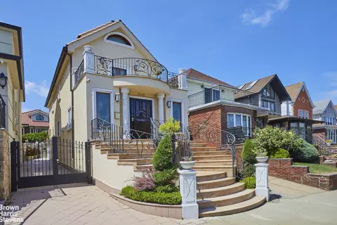 1068 82nd St, Brooklyn, NY 11228