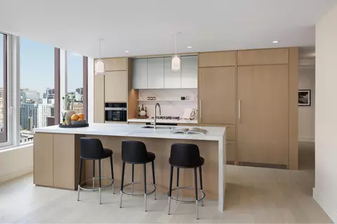 200 E 20th St #17B, New York, NY 10003