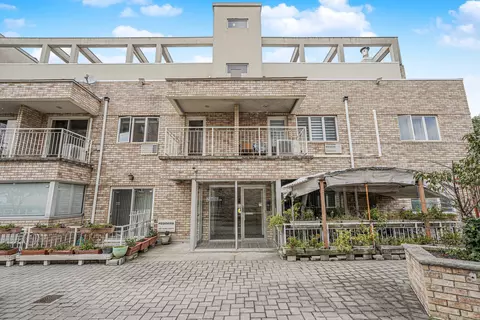 2800 E 29th St #103, Brooklyn, NY 11235
