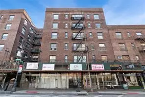 72-34 Austin St #D-4, Forest Hills, NY 11375