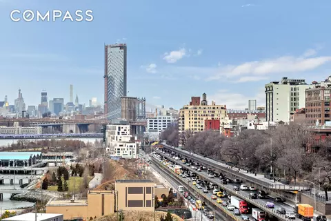 360 Furman St #723, Brooklyn, NY 11201
