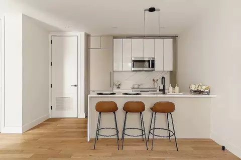 37-34 33rd St #7-I, New York City, NY 11101