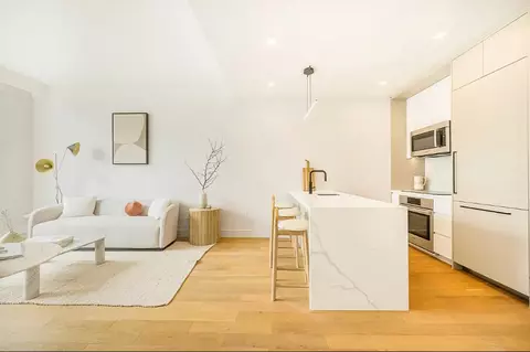 37-34 33rd St #7-I, New York City, NY 11101