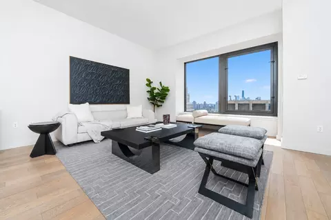 75 Wall St #32R, New York, NY 10005