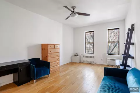 415 E 82nd St #5B, New York, NY 10028