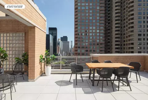 234 E 46th St #PH2103, New York, NY 10017