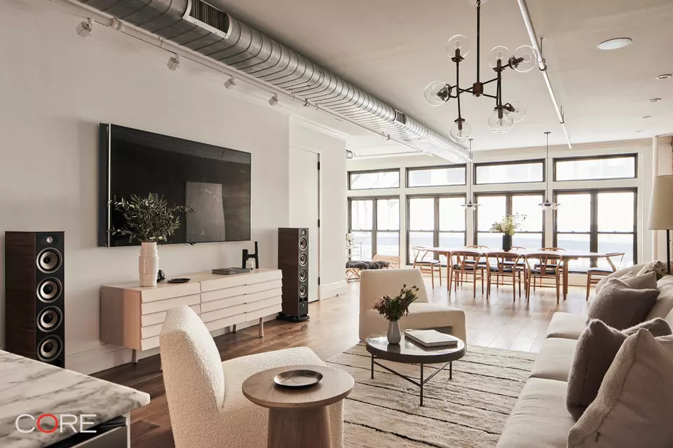 Living - 107 W 26th St #2, New York, NY 10001 photo 1 of 1