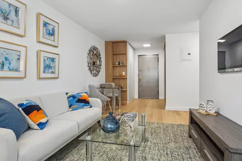340 E 80th St #9A, New York, NY 10075