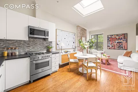 307 7th St #4L, Brooklyn, NY 11215
