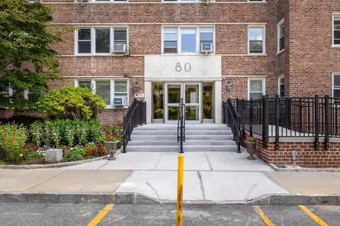80 Knolls Cres #1-B, New York City, NY 10463