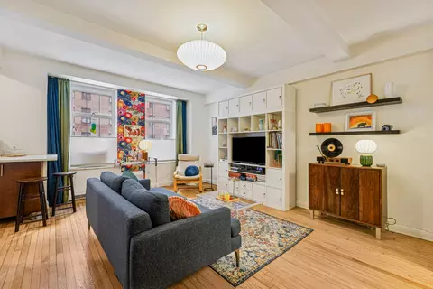 465 W 23rd St #4G, New York, NY 10011