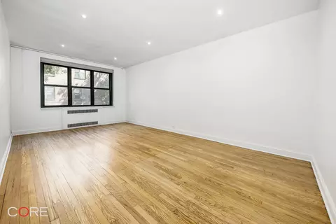 34-21 78th St #2B, New York City, NY 11372