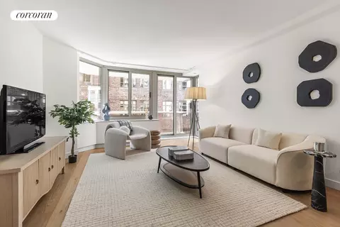 234 E 46th St #1201, New York, NY 10017
