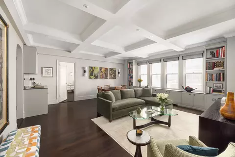 419 E 57th St #2D, New York, NY 10022