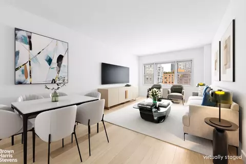 525 E 82nd St #8D, New York, NY 10028