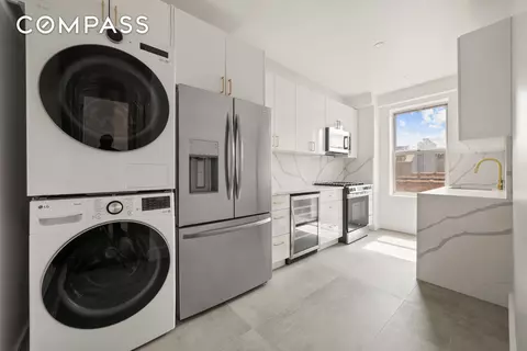 45-08 40th St #F44, Sunnyside, NY 11104