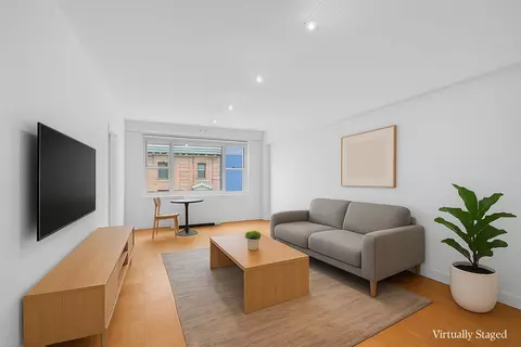 100 W 57th St #18I, New York, NY 10019