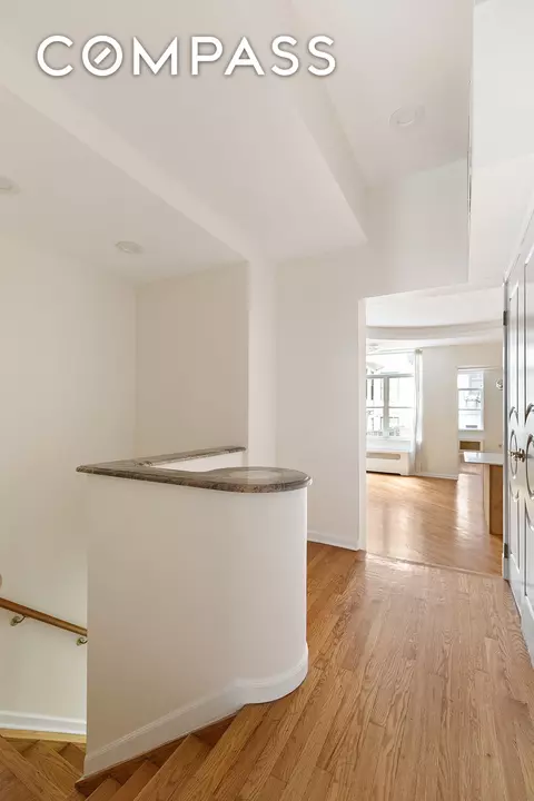 23 E 81st St #1, New York, NY 10028