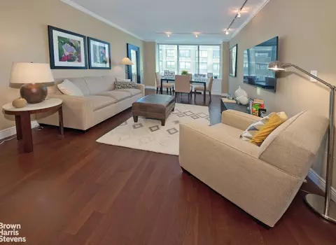 61 W 62nd St #6H, New York, NY 10023