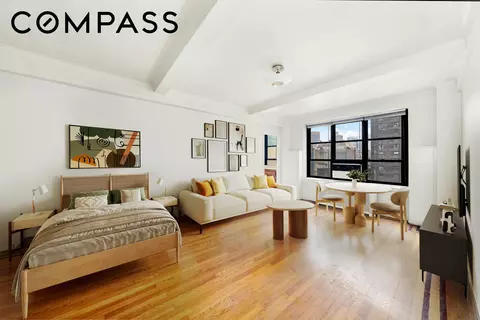 235 E 22nd St #9M, New York, NY 10010