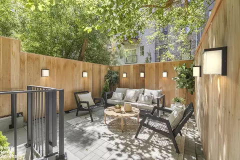240 W 123rd St #TERRA, New York, NY 10027