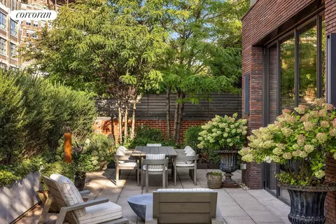 443 Greenwich St #PHG, New York, NY 10013