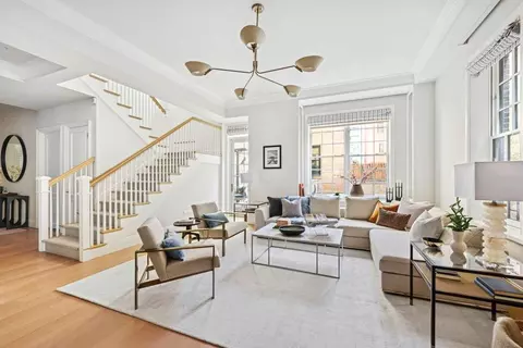 141 E 88th St #M1, New York, NY 10128