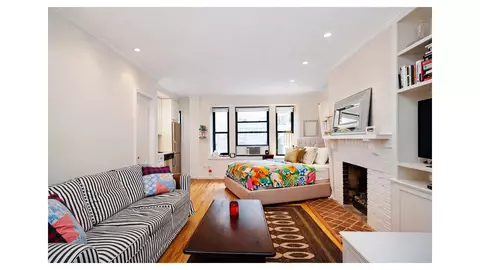 22 Grove St #5C, New York, NY 10014