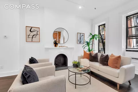 216 W 123rd St, New York, NY 10027