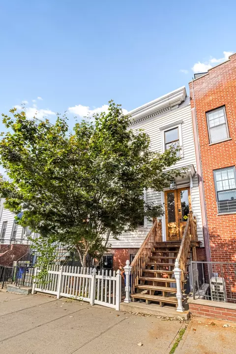 319 Prospect Ave, Brooklyn, NY 11215