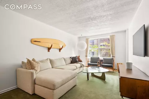 33-26 82nd St #1H, Jackson Heights, NY 11372