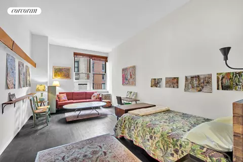 23 Waverly Pl #4W, New York, NY 10003