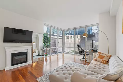 10 W End Ave #5-D, New York, NY 10023