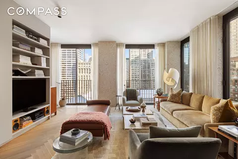 16 W 40th St #16B, New York, NY 10018