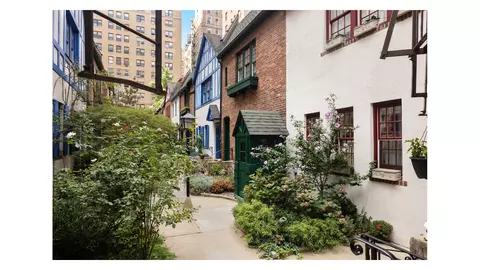262 W 95th St #2, New York, NY 10025