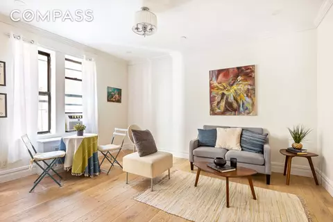 170 E 94th St #3D, New York, NY 10128