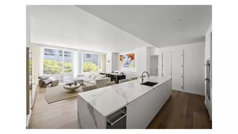311 W Broadway #2A, New York, NY 10013