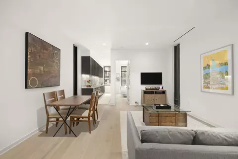 181 Hudson St #2B, New York, NY 10013