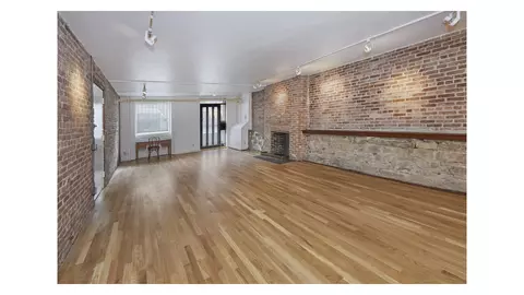 319 W 14th St #GF, New York, NY 10014